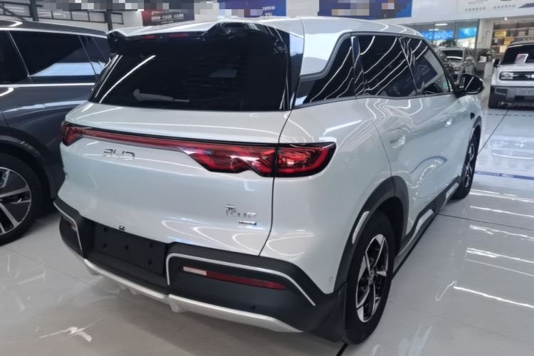 Used BYD Yuan UP 2025 Intelligent Driving Version 401 km Leading Edition Rear Right 45 Deg