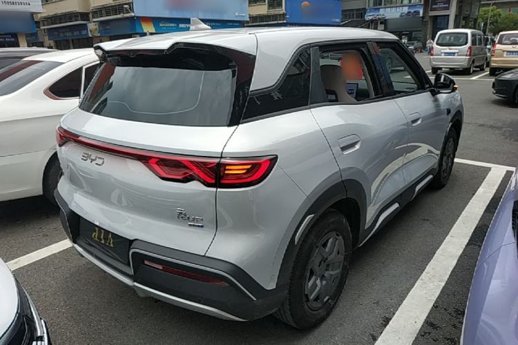 Used BYD Yuan UP 2025 Intelligent Driving Version 401 KM Dynamic Edition Rear Right 45 Deg
