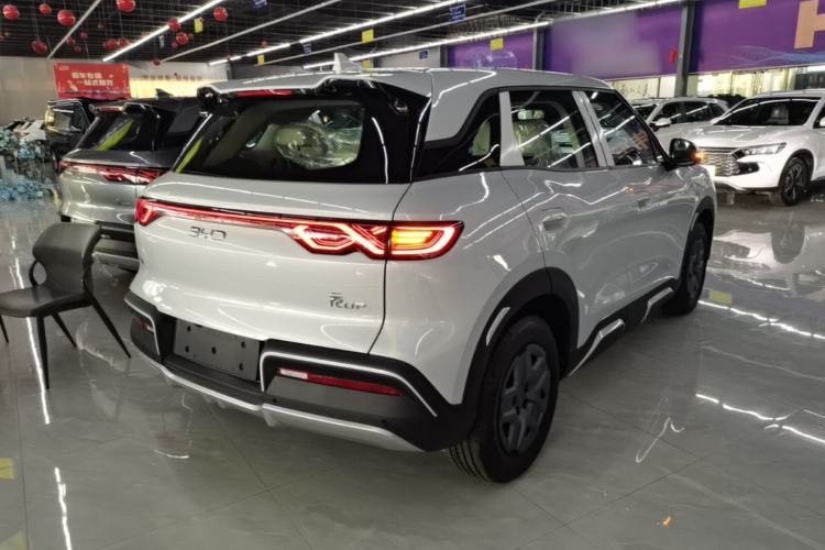 Used BYD Yuan UP 2025 Model 301KM Leading Version Rear Right 45 Deg