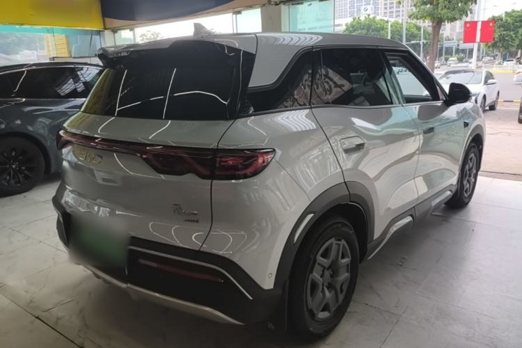Used BYD Yuan UP 2025 Intelligent Driving Version 401 KM Dynamic Edition Rear Right 45 Deg