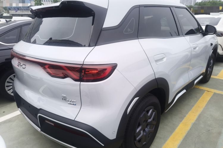 Used BYD Yuan UP 2025 Intelligent Driving Version 401 KM Dynamic Edition Rear Right 45 Deg
