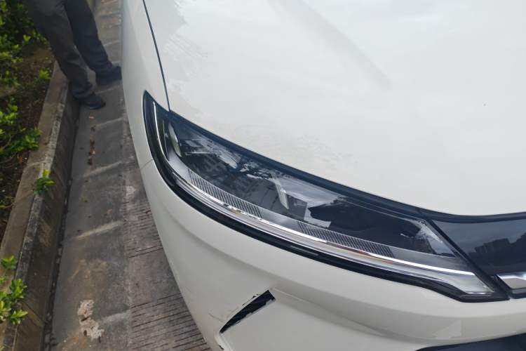 Used BYD Yuan UP 2025 Model 301KM Leading Version Right Front Headlight