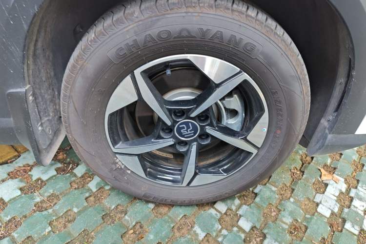 Used BYD Yuan UP 2025 Intelligent Driving Version 401 km Leading Edition Right Front Wheel Hub