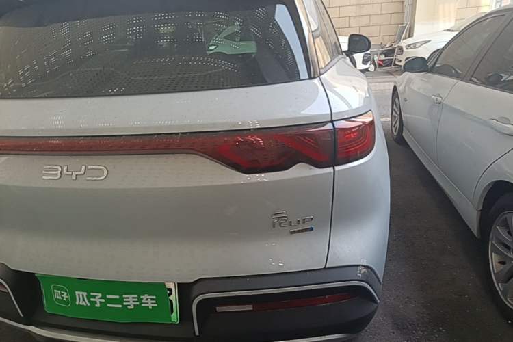 Used BYD Yuan UP 2025 Intelligent Driving Version 401 KM Dynamic Edition Right Rear Taillight