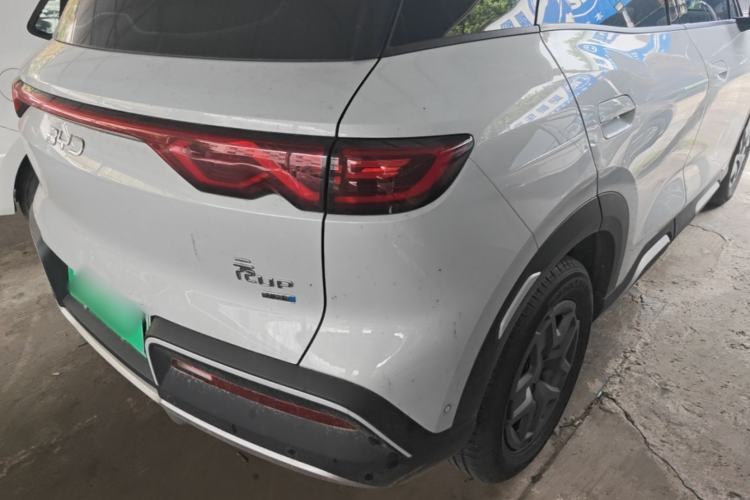 Used BYD Yuan UP 2025 Intelligent Driving Version 401 KM Dynamic Edition Right Rear Taillight