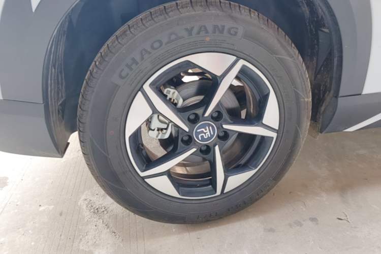 Used BYD Yuan UP 2025 Intelligent Driving Version 401 km Leading Edition Right Rear Wheel Hub