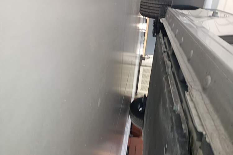 Used BYD Yuan UP 2025 Intelligent Driving Version 401 KM Dynamic Edition Right Side Sill