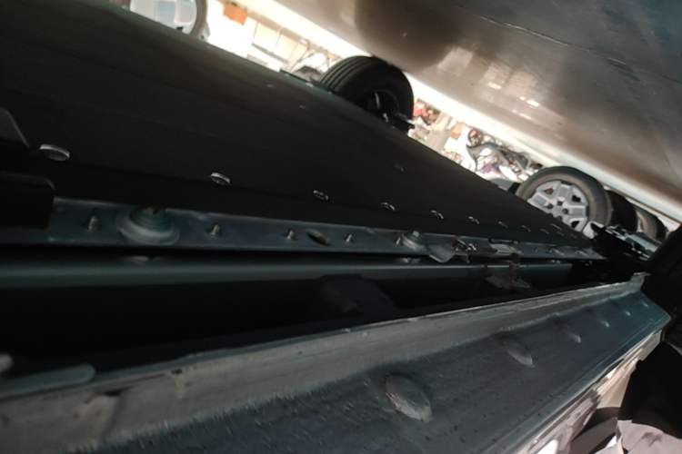 Used BYD Yuan UP 2025 Intelligent Driving Version 401 KM Dynamic Edition Right Side Sill