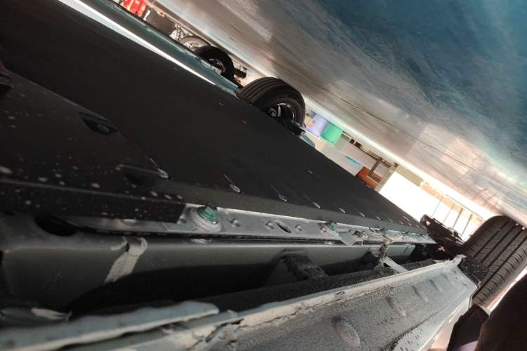 Used BYD Yuan UP 2025 Intelligent Driving Version 401 KM Dynamic Edition Right Side Sill