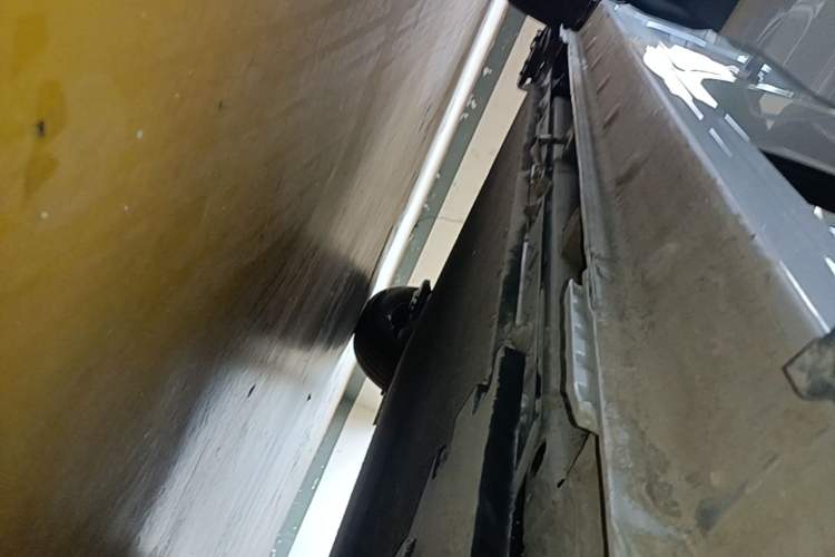 Used BYD Yuan UP 2025 Intelligent Driving Version 401 KM Dynamic Edition Right Side Sill