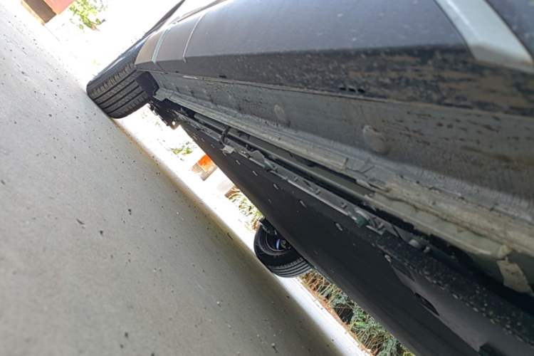 Used BYD Yuan UP 2025 Intelligent Driving Version 401 KM Dynamic Edition Right Side Sill