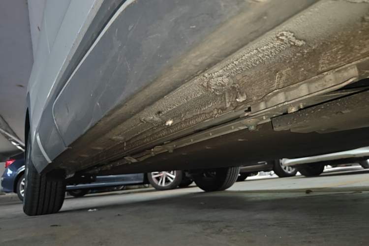 Used BYD Yuan UP 2025 Intelligent Driving Version 401 KM Dynamic Edition Right Side Sill