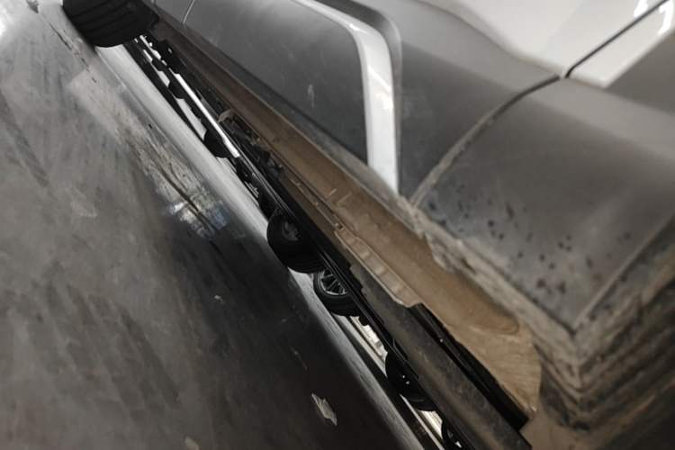 Used BYD Yuan UP 2025 Intelligent Driving Version 401 km Leading Edition Right Side Sill