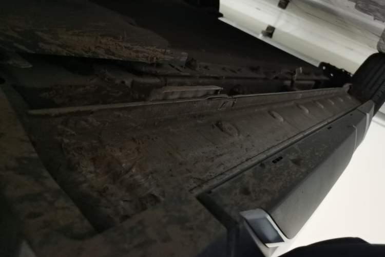 Used BYD Yuan UP 2025 Intelligent Driving Version 401 KM Dynamic Edition Right Side Sill
