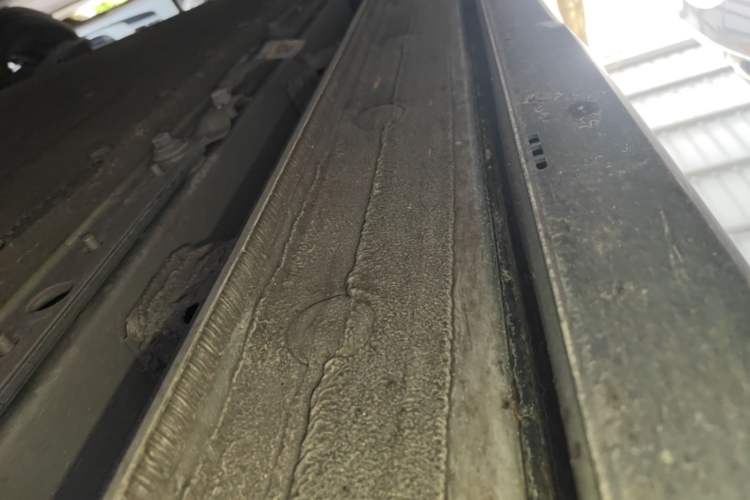 Used BYD Yuan UP 2025 Intelligent Driving Version 401 KM Dynamic Edition Right Side Sill