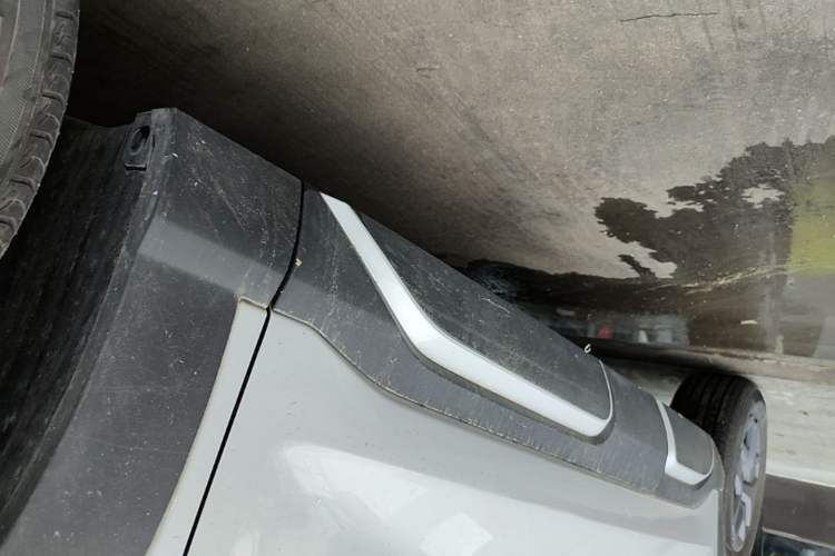 Used BYD Yuan UP 2025 Model 301KM Leading Version Right Side Sill