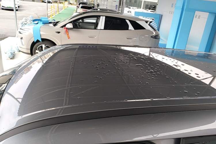 Used BYD Yuan UP 2025 Intelligent Driving Version 401 km Leading Edition Roof