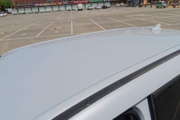 Used BYD Yuan UP 2025 Model 301KM Leading Version Roof