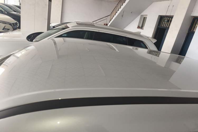 Used BYD Yuan UP 2025 Model 301KM Leading Version Roof