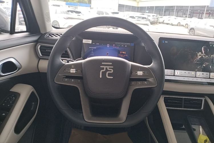 Used BYD Yuan UP 2025 Intelligent Driving Version 401 km Leading Edition Steering Wheel