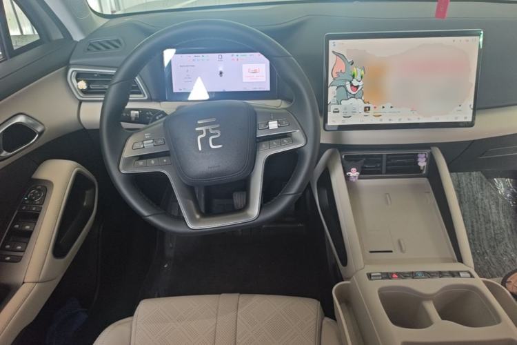Used BYD Yuan UP 2025 Intelligent Driving Version 401 KM Dynamic Edition Steering Wheel