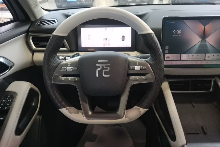 Used BYD Yuan UP 2025 Intelligent Driving Version 401 km Leading Edition Steering Wheel