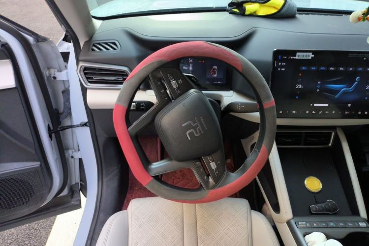 Used BYD Yuan UP 2025 Intelligent Driving Version 401 KM Dynamic Edition Steering Wheel