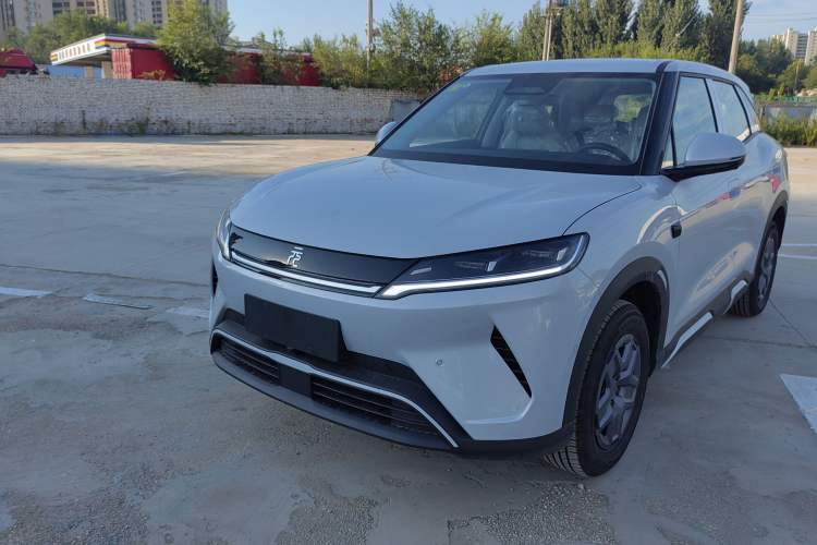 Used BYD Yuan UP 2025 Intelligent Driving Version 401 KM Dynamic Edition Guazi used car, China used car export, Used car for sale, Used  cars, Cheapest cars for sale