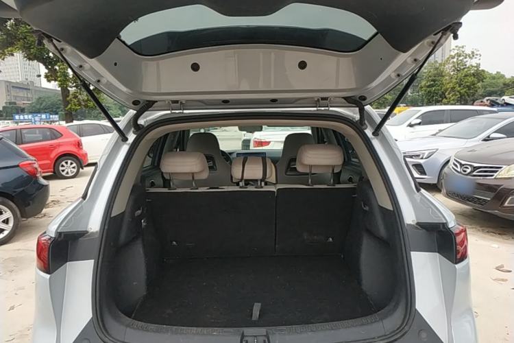 Used BYD Yuan UP 2025 Intelligent Driving Version 401 KM Dynamic Edition Trunk