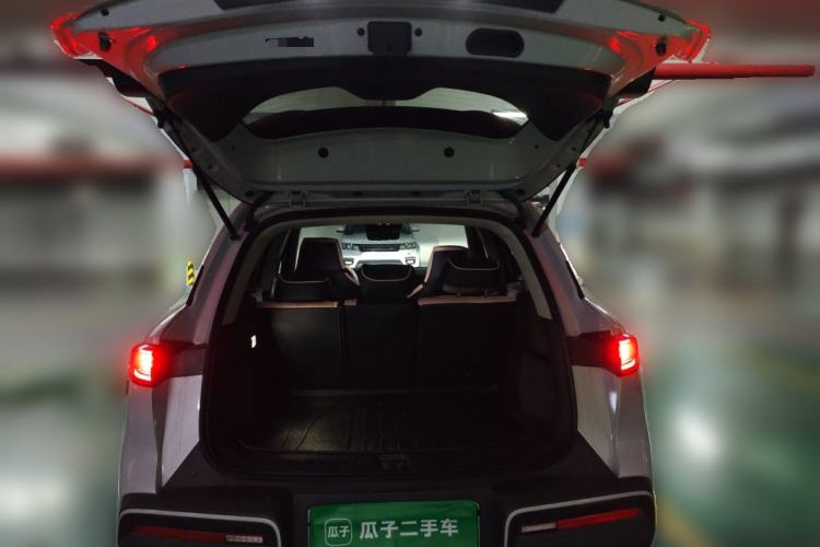 Used BYD Yuan UP 2025 Intelligent Driving Version 401 km Leading Edition Trunk