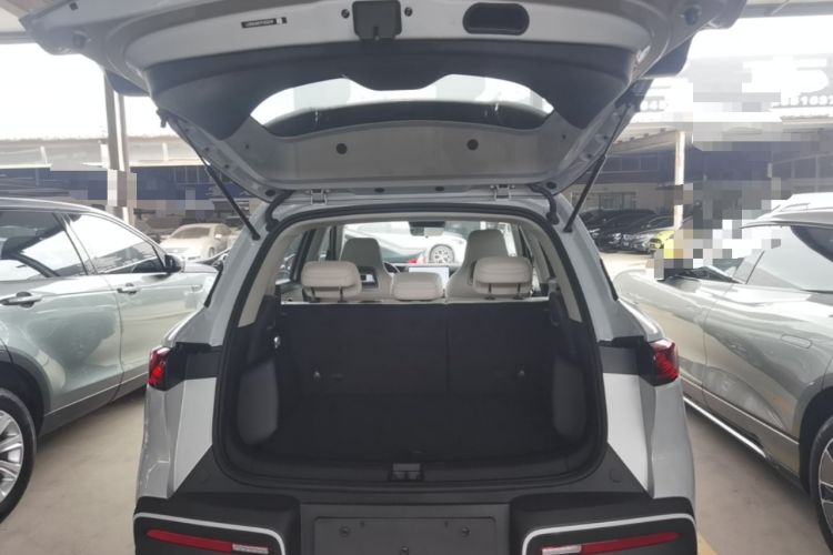 Used BYD Yuan UP 2025 Intelligent Driving Version 401 KM Dynamic Edition Trunk