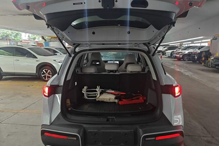 Used BYD Yuan UP 2025 Intelligent Driving Version 401 KM Dynamic Edition Trunk