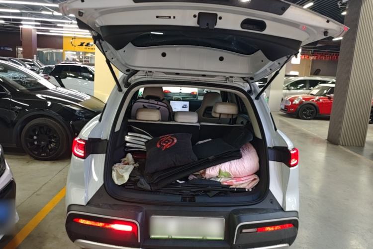 Used BYD Yuan UP 2025 Intelligent Driving Version 401 km Leading Edition Trunk