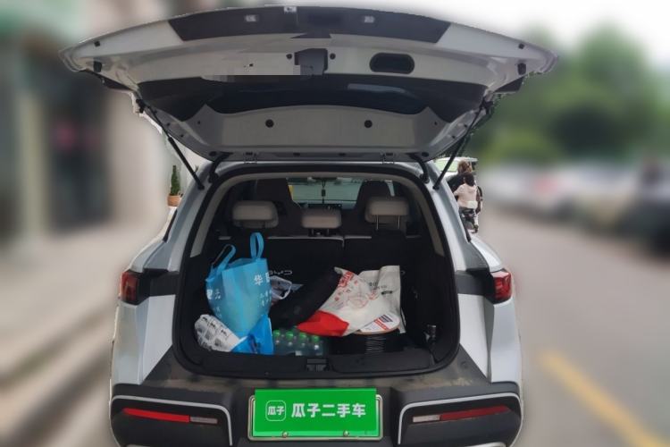 Used BYD Yuan UP 2025 Intelligent Driving Version 401 KM Dynamic Edition Trunk