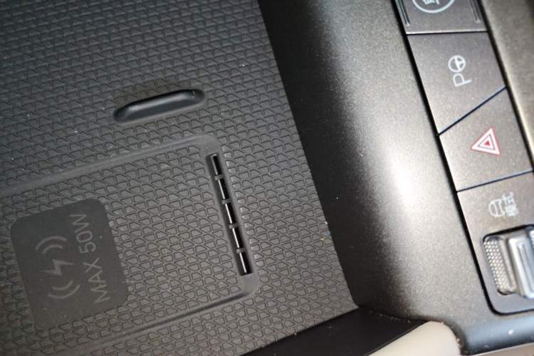 Used BYD Yuan UP 2025 Intelligent Driving Version 401 km Leading Edition Vehicle Key