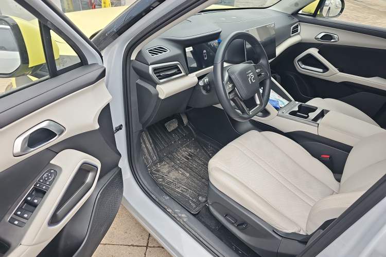 Used BYD Yuan UP 2025 Intelligent Driving Version 401 km Leading Edition Driver Seat
