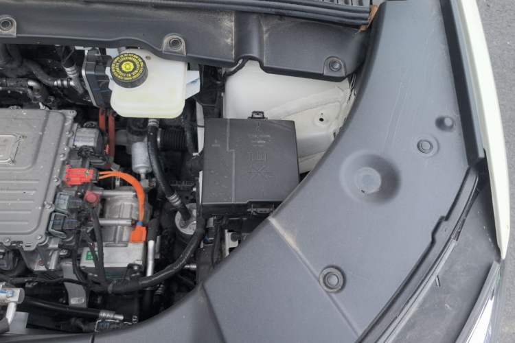 Used BYD Yuan UP 2025 Model 301KM Leading Version Engine Bay Left