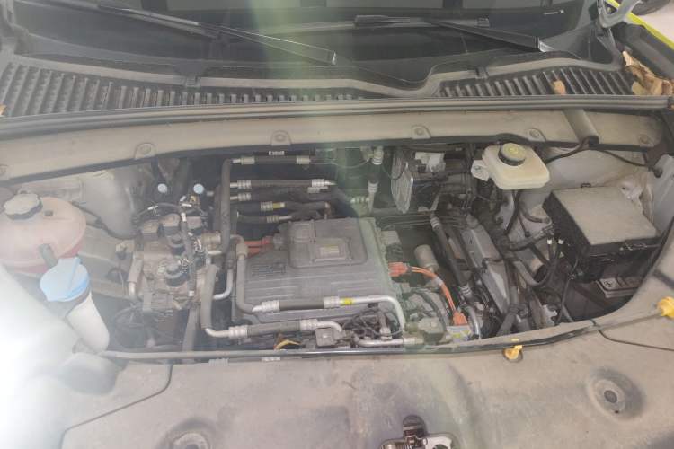 Used BYD Yuan UP 2025 Intelligent Driving Version 401 km Beyond-Range Edition Engine Bay