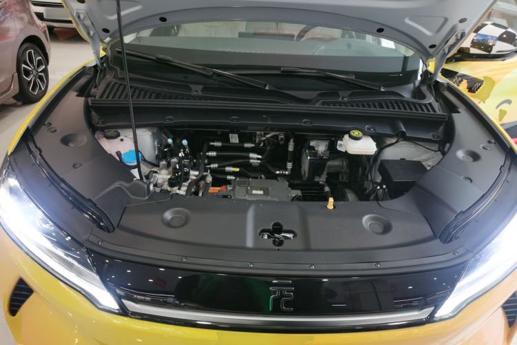 Used BYD Yuan UP 2025 Intelligent Driving Version 401 km Beyond-Range Edition Engine Bay