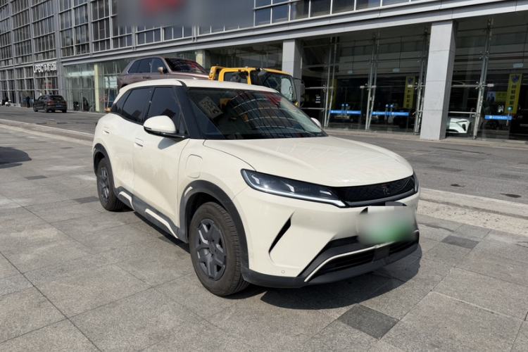 Used BYD Yuan UP 2025 Model 301KM Leading Version Exterior 5