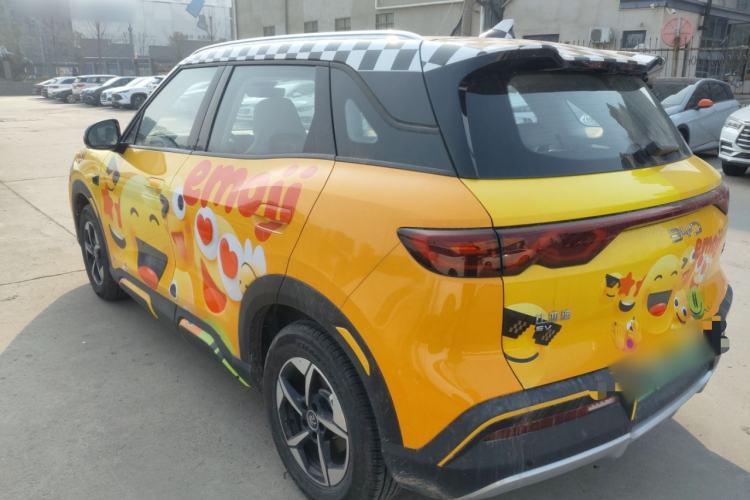 Used BYD Yuan UP 2025 Intelligent Driving Version 401 km Beyond-Range Edition Exterior 5