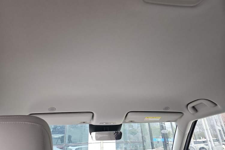 Used BYD Yuan UP 2025 Intelligent Driving Version 401 km Leading Edition Headliner