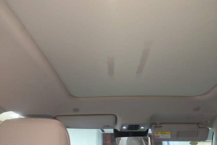 Used BYD Yuan UP 2025 Intelligent Driving Version 401 km Beyond-Range Edition Headliner