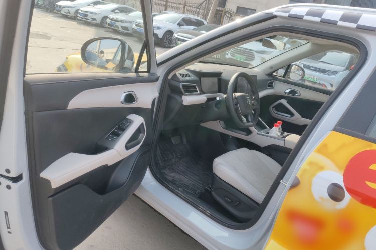 Used BYD Yuan UP 2025 Intelligent Driving Version 401 km Beyond-Range Edition Interior 2