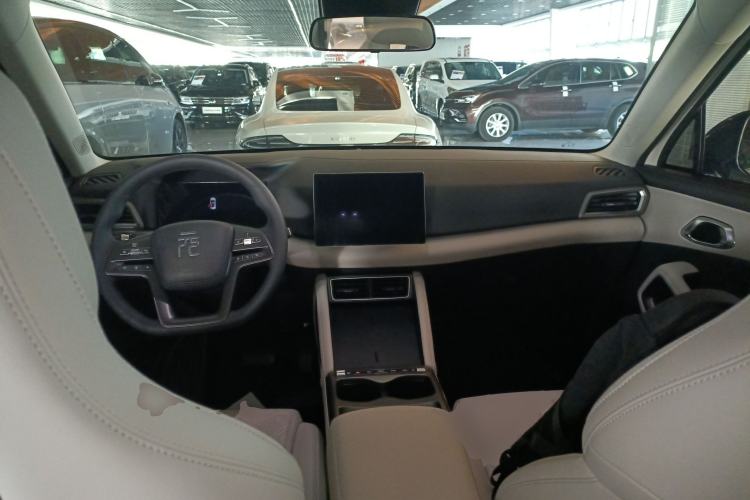 Used BYD Yuan UP 2025 Model 301KM Leading Version Interior 2