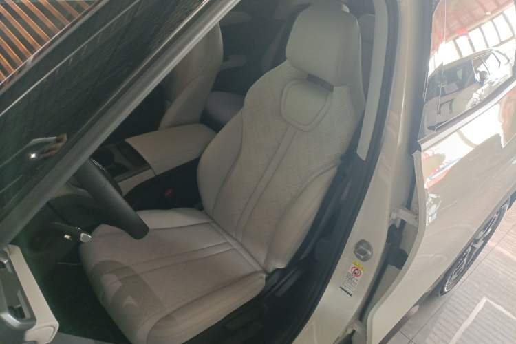 Used BYD Yuan UP 2025 Model 301KM Leading Version Left Front Seat