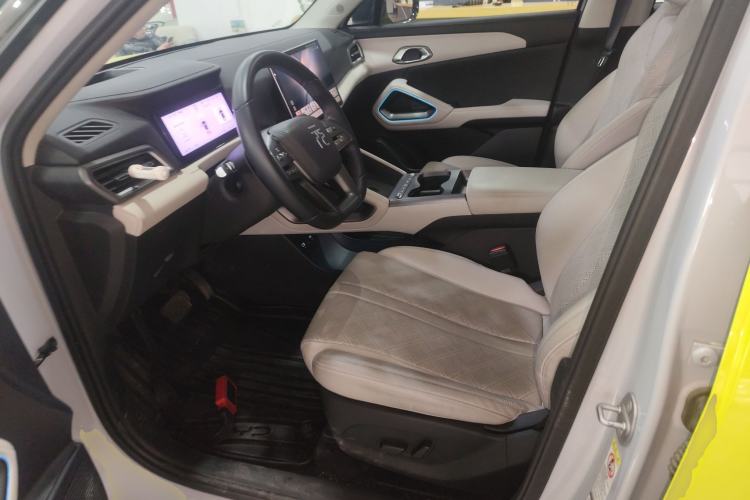 Used BYD Yuan UP 2025 Intelligent Driving Version 401 km Beyond-Range Edition Left Front Seat