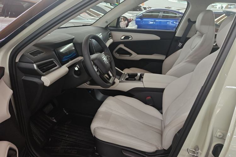 Used BYD Yuan UP 2025 Model 301KM Leading Version Left Front Seat