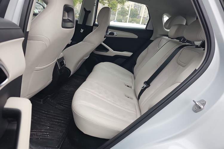 Used BYD Yuan UP 2025 Intelligent Driving Version 401 km Leading Edition Left Rear Seat
