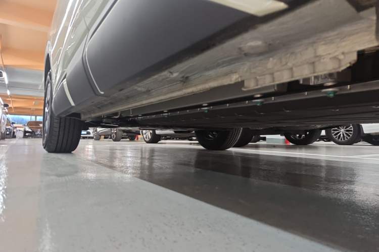 Used BYD Yuan UP 2025 Model 301KM Leading Version Left Side Sill